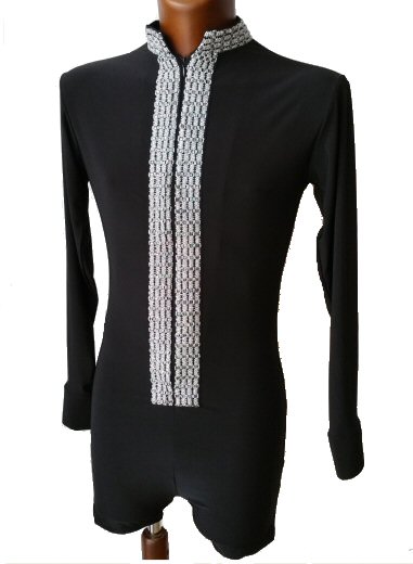 Zip body shirt with silver neck trim