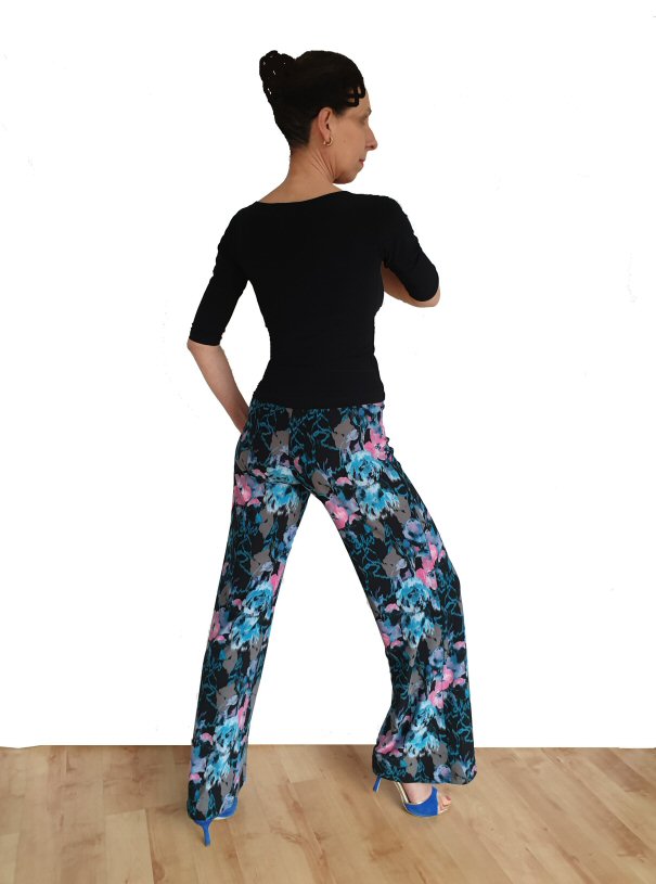 Adjustable length top and Wide leg trousers