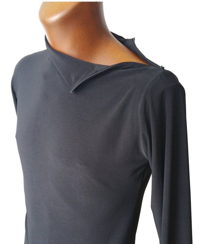 Polo neck top with Zip on shoulder