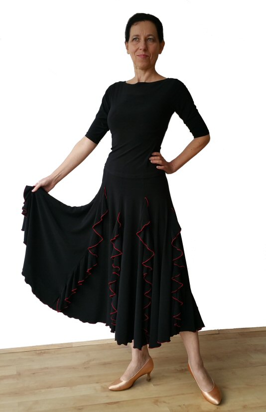 Ballroom skirt with vertical frills. Black/Red